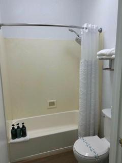 Blue Lagoon Hideaway - 4