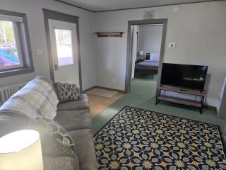 WP2 Pet Friendly Keweenaw Apt w EV Charger Onsite - 8