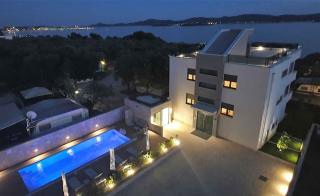 Apartments in Sv. Filip i Jakov 53580 - 2