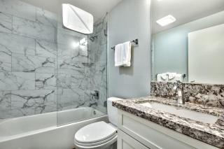 LUXE 15 Blue Diamond Lodge Lake Tahoe Hot Tub - 3