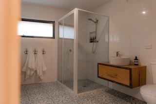 Cooinda - on the beach - Bicheno - 6