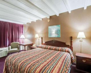 Econo Lodge Galax - 3