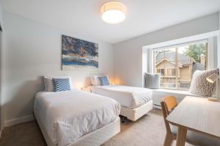 Englewood Greens 40 by Outpost Whistler - 5