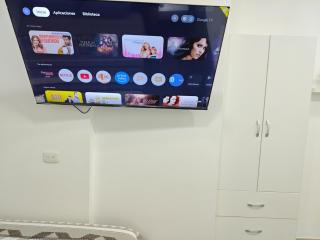 Habitacion con entrada independiente y aire acondicionado, Centro Piura - 1