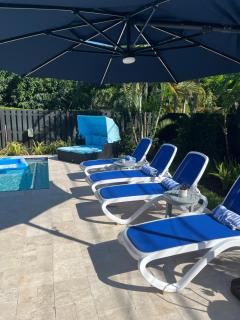 POOLSIDE MANOR - Men Only Clothing-Optional - 6