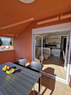 Apartments in Sv. Filip i Jakov 53582 - 2