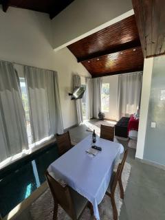 Chalé com Piscina Aquecida - 8