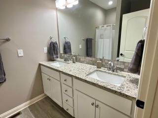 Secretariat Cottage at the Woodford Inn - 2