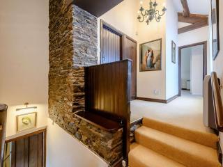 4 Bed in High Lorton SZ098 - 2