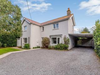 4 Bed in Bembridge IC070 - 9