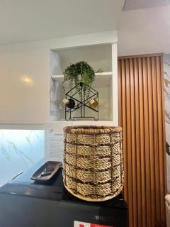 J&J Havenstay Ananda Square - 5