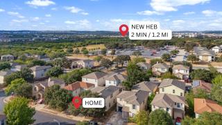 Entire Home by La Cantera, Sleeps 10-12 - 7