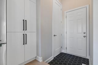 Spacious Family Home in Barrhaven - 6