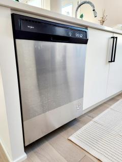 Spacious Family Home in Barrhaven - 3