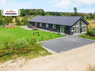 14 person holiday home in Glesborg - 9