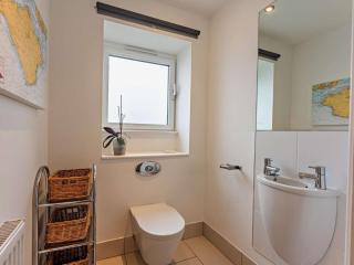 4 Bed in East Cowes 94556 - 5