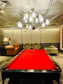 Luxe Makati Staycation with Pool, Spa & City Views - 6