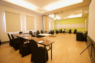 Swiss-Belexpress Jemursari - 1