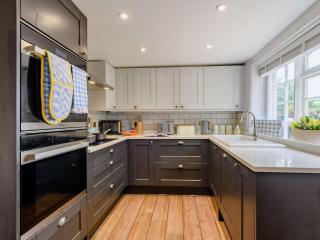 3 Bed in Newport 88107 - 4