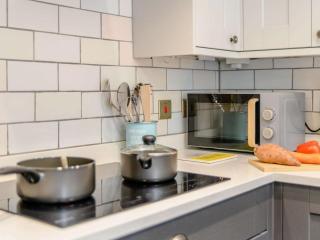 3 Bed in Newport 88107 - 2