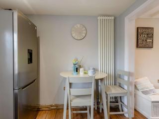 3 Bed in Newport 88107 - 1