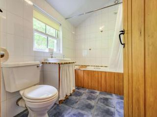 3 Bed in Thornthwaite SZ080 - 1