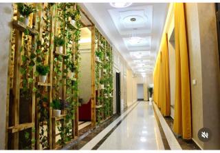 Hotel Turkistan Restaurants - 9