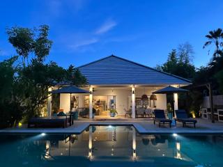 Villa Serenity Beachfront Bali - 8