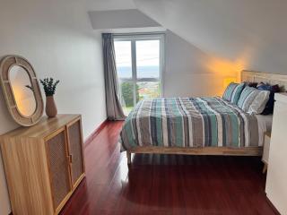 Belleview Cottage- Cute cottage with views of sea, city and snowpeeks - 9