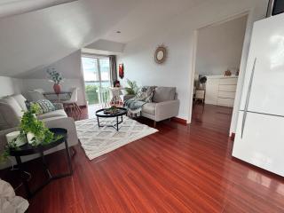 Belleview Cottage- Cute cottage with views of sea, city and snowpeeks - 3