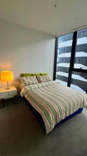 Trio BoxHill Lux Entire 3Bedroom Apt with car park and prime location - 5