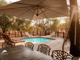 Zebula Lodge 118 - 0