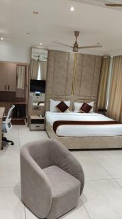 Munnar Peak Paradise - 4