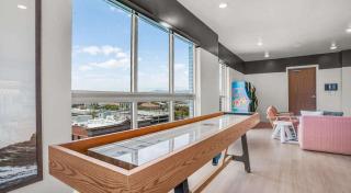 Luxury Central City Escape - 7