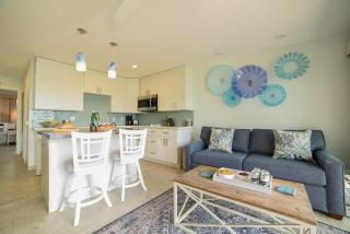 Hoyochi Nikko 105 · HN 105 OceanFront 1BD w Lanai AC Steps from - 7