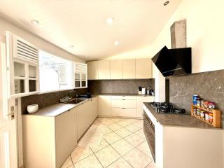 Villa Bel'vi Martinique Pool and Garden - 4