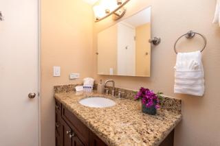 Kaleialoha 409 · KA 409 OceanFront 1BD Condo w Ocean Views Pool - 3