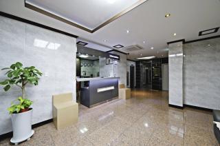 Modern Business Hotel - 3