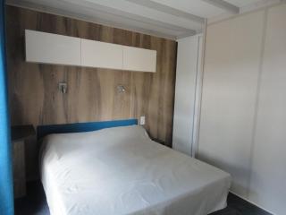 Chalet neuf avec piscine couverte, proche mer, calme et sécurisé - 6 personnes - FR-1-777-8 - 3