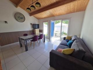 Maison avec Piscine Chauffée, Proche Mer et Commerces, pour 4/5 Pers., Animaux Admis - FR-1-777-22 - 4