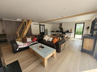 Maison Moderne en Bordure de Forêt, Idéale pour 8/10 Pers, à 2km de la Plage avec WiFi et Terrasse - FR-1-777-6 - 9