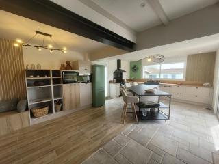 Maison rénovée avec piscine chauffée, grand terrain, proche plage et centre - calme assuré - FR-1-777-24 - 7