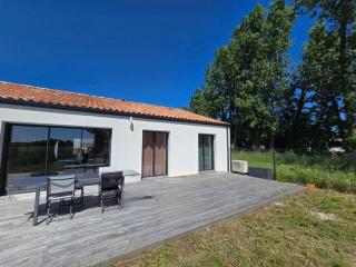 Belle Maison 2024, 4 Chambres pour 8, Animaux Admis, Parking - FR-1-777-43 - 8