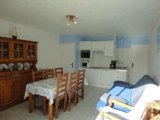 Charmant T2 RDC avec cour, proches commerces et plage, parking et animaux admis - FR-1-777-26 - 4