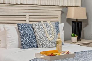 Papakea A108 · PK A108 Remodeled OceanFront Studio w Ocean Views - 6