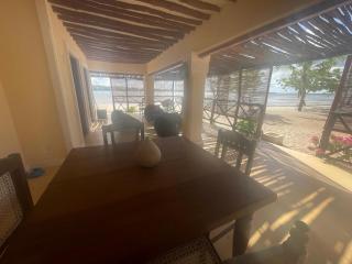 Little nyumba ya mwezi - 3