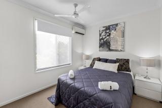 Beach Breeze Holiday House - 6