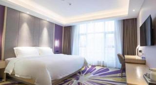 Lavande Hotels· Jingzhou Jianli - 0