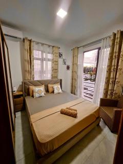 Penthouse paradise getaway 300m to the beach - 3