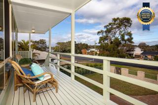 Palms I Pet Friendly I 2 Mins to Beach - 0